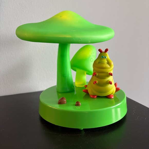 Vintage “A Bugs Life: Heimlich” Lamp - Picture 5 of 9